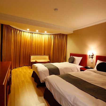 Anmyeondo Plaza Hotel Taean Esterno foto