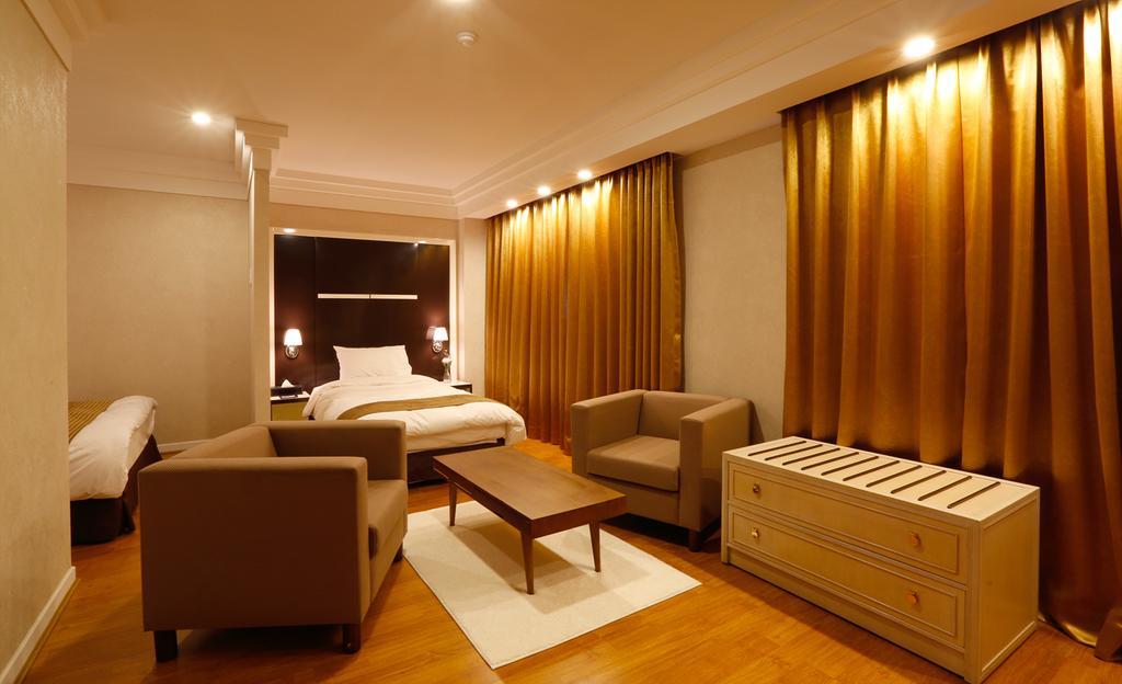 Anmyeondo Plaza Hotel Taean Esterno foto