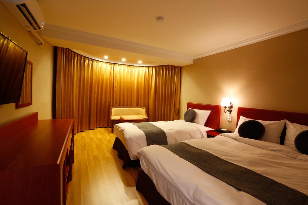 Anmyeondo Plaza Hotel Taean Esterno foto